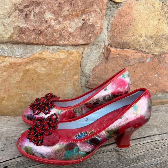 SOCOFY Red Floral Beaded Pumps with Louis Heel Rubber Sole, Size EU 39, US 8M - Picture 5 of 9